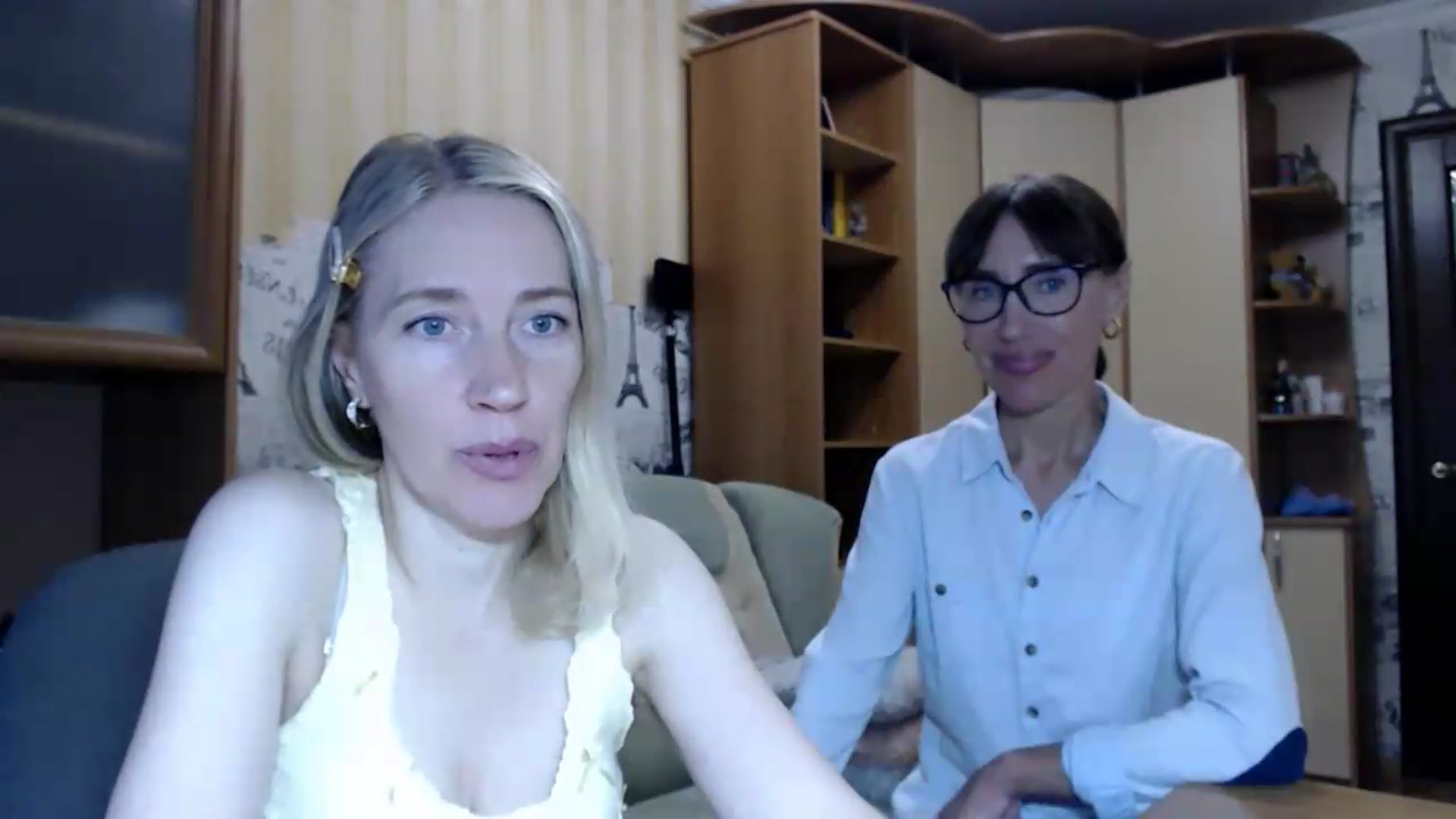 Gallery image thumbnail from Oly_nice_'s myfreecams stream on, 07/26/2026, 13:15 image 9 of 20