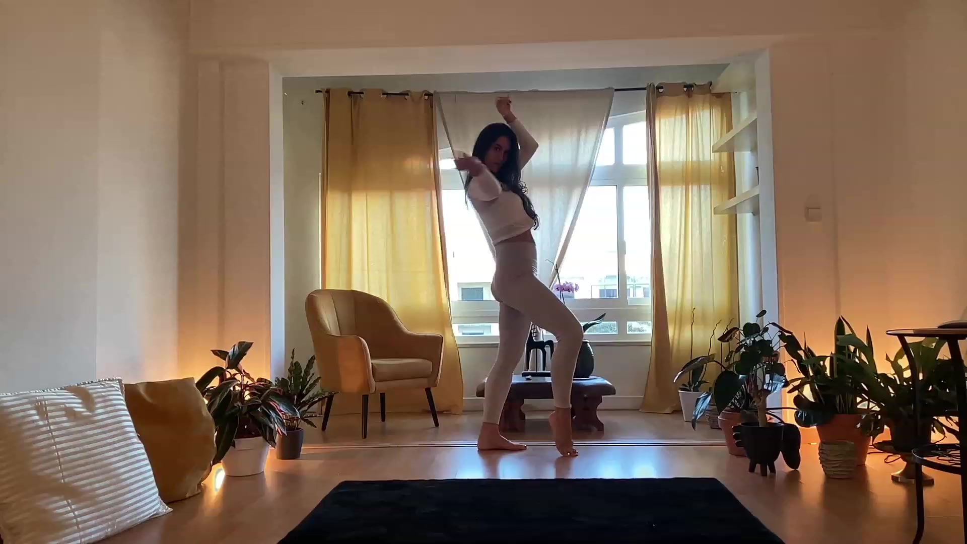 Gallery image thumbnail from Olympia_'s myfreecams stream on, 11/28/2022, 17:13 image 10 of 20