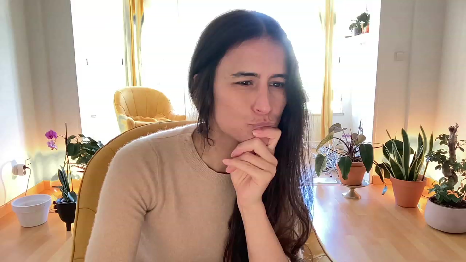 Gallery image thumbnail from Olympia_'s myfreecams stream on, 04/15/2023, 11:58 image 13 of 20
