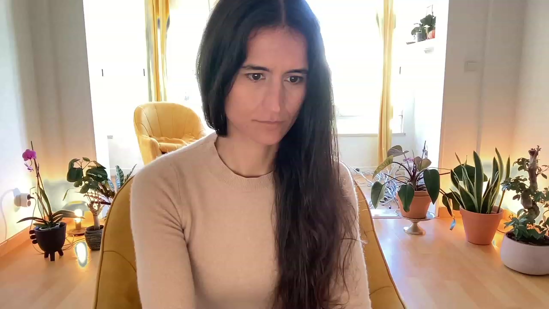 Gallery image thumbnail from Olympia_'s myfreecams stream on, 04/15/2023, 12:47 image 14 of 20