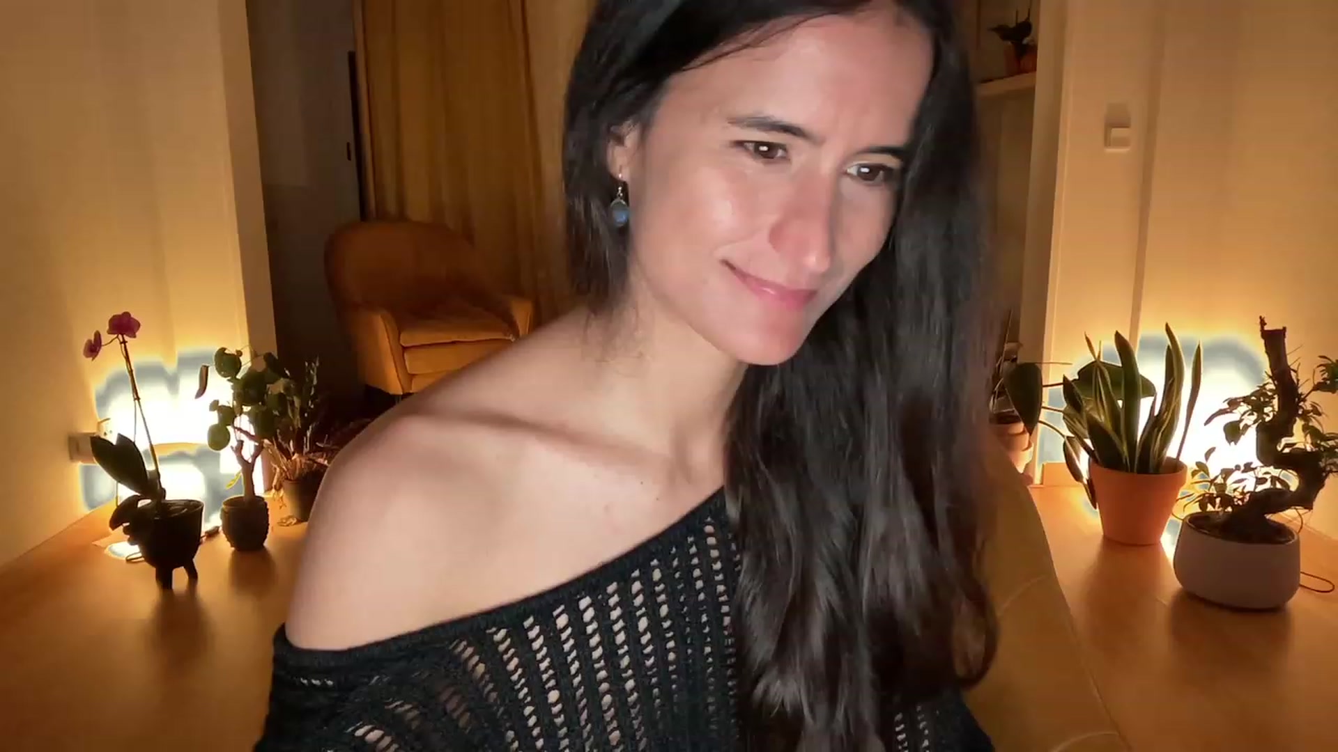 Gallery image thumbnail from Olympia_'s myfreecams stream on, 05/08/2023, 05:19 image 7 of 20
