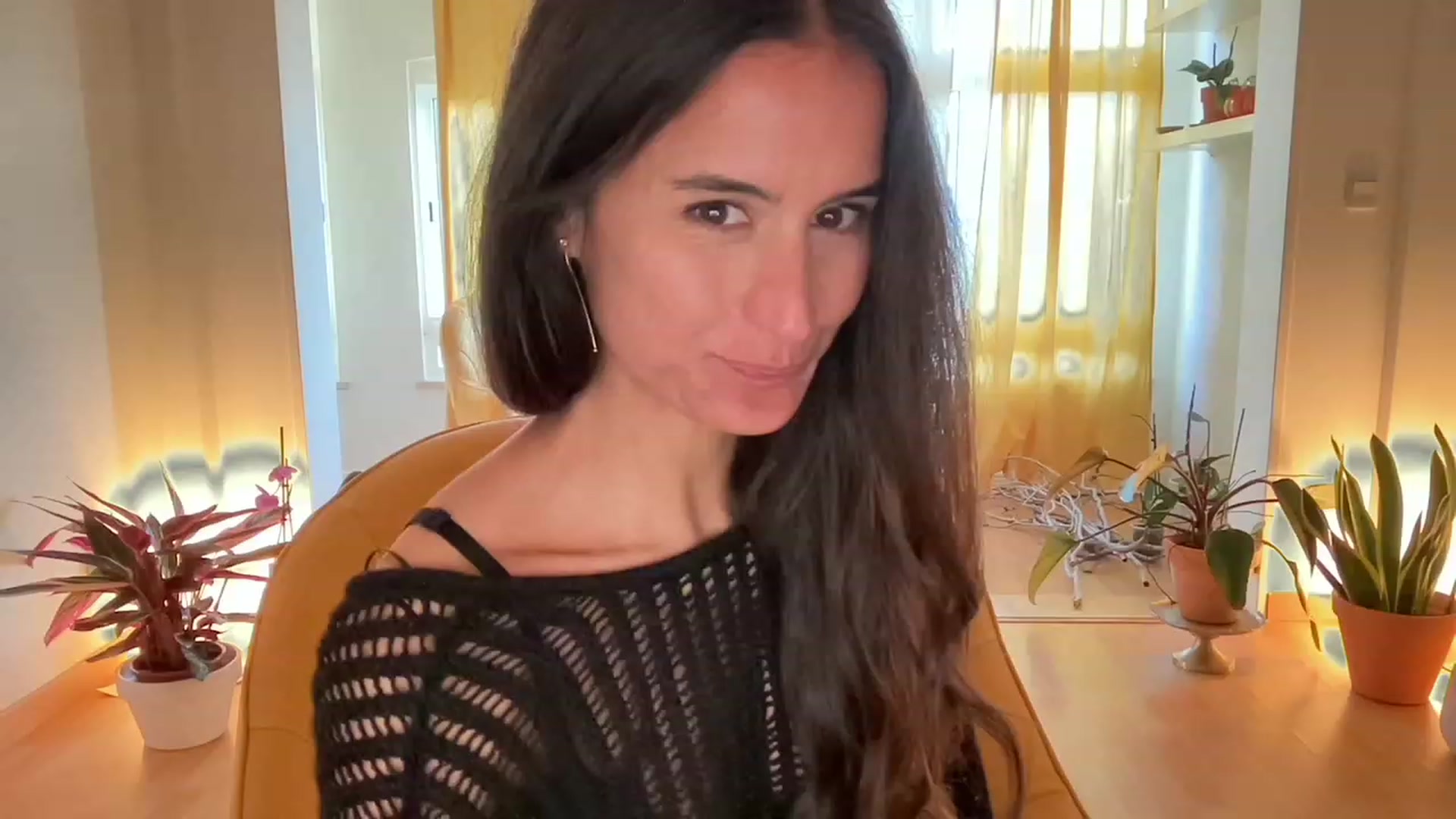 Gallery image thumbnail from Olympia_'s myfreecams stream on, 05/13/2023, 05:58 image 12 of 20