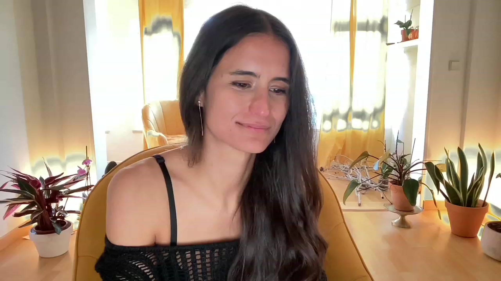 Gallery image thumbnail from Olympia_'s myfreecams stream on, 05/13/2023, 07:22 image 1 of 20