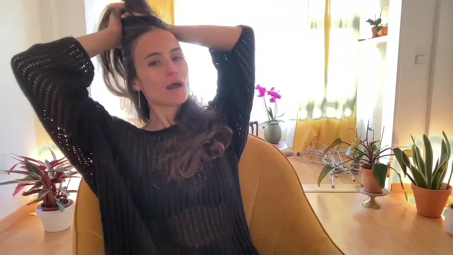 Gallery image thumbnail from Olympia_'s myfreecams stream on, 05/13/2023, 07:22 image 20 of 20