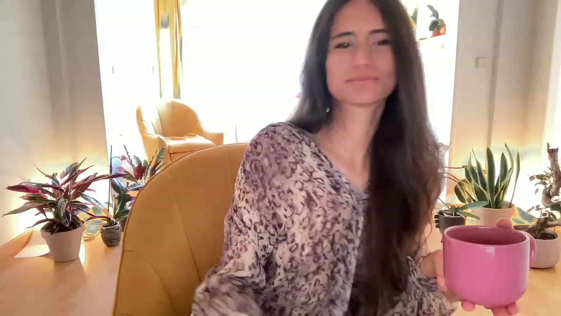 Gallery image thumbnail from Olympia_'s myfreecams stream on, 05/18/2023, 07:38 image 13 of 20