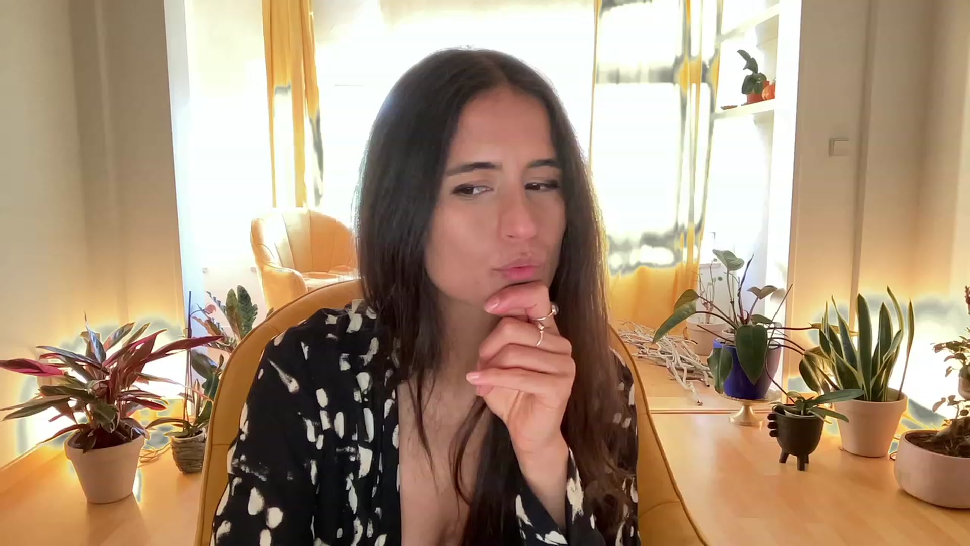 Gallery image thumbnail from Olympia_'s myfreecams stream on, 05/19/2023, 06:30 image 14 of 20