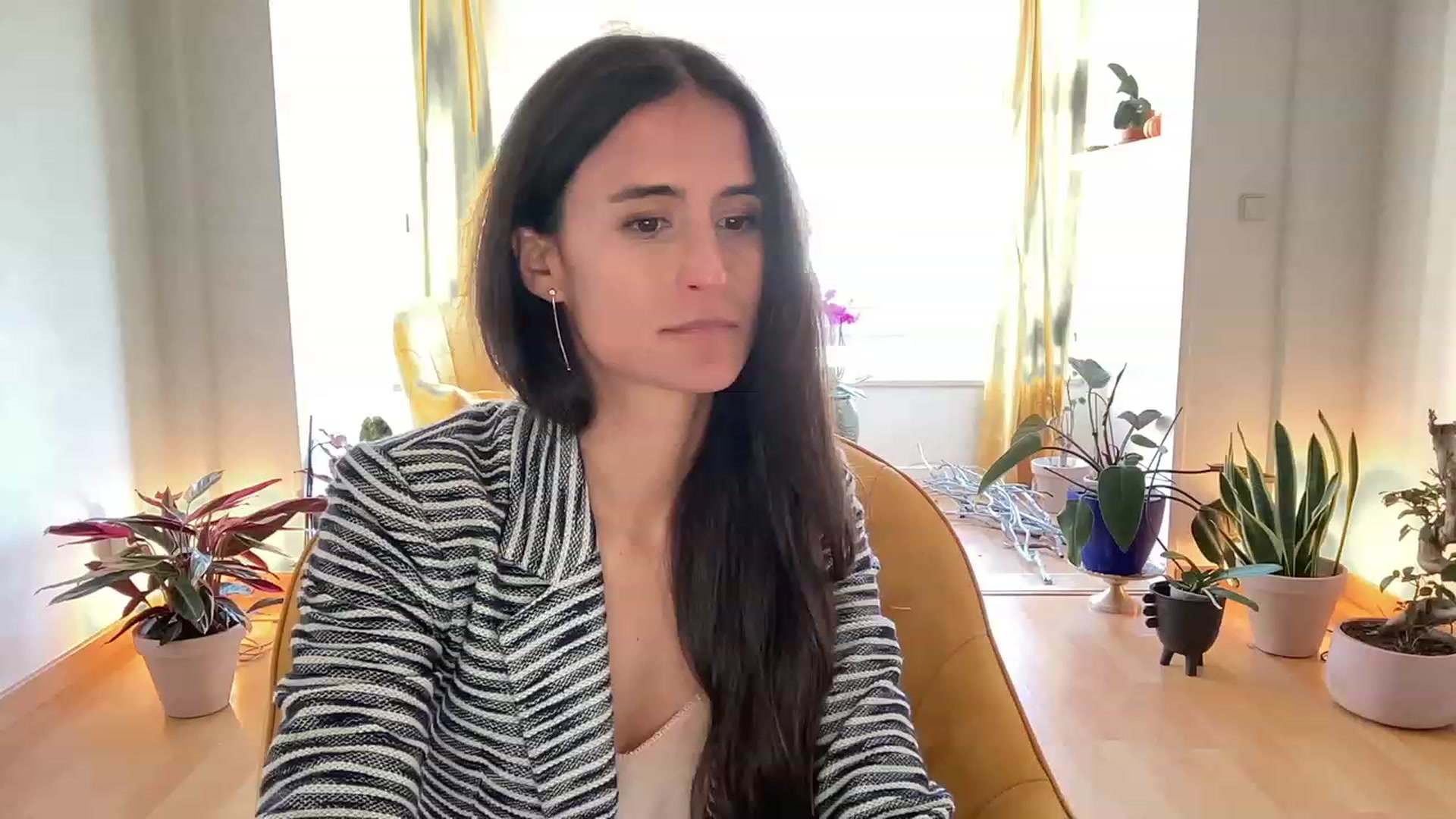 Gallery image thumbnail from Olympia_'s myfreecams stream on, 05/19/2023, 11:25 image 4 of 20