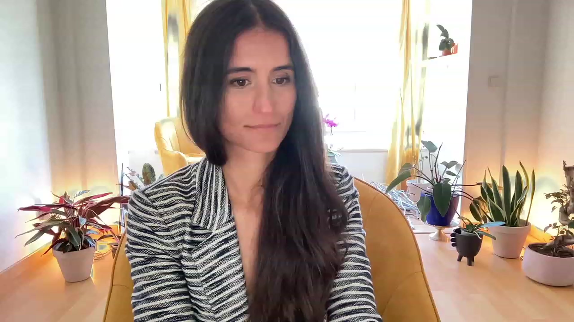 Gallery image thumbnail from Olympia_'s myfreecams stream on, 05/19/2023, 13:00 image 1 of 20