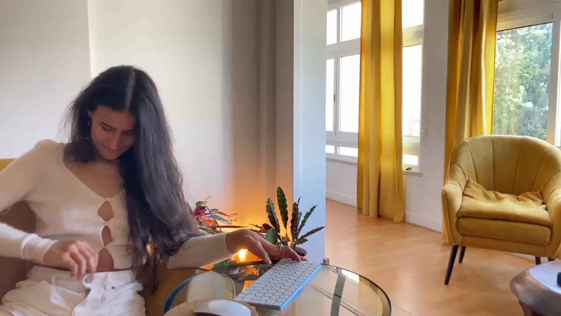 Gallery image thumbnail from Olympia_'s myfreecams stream on, 07/08/2023, 16:49 image 9 of 20