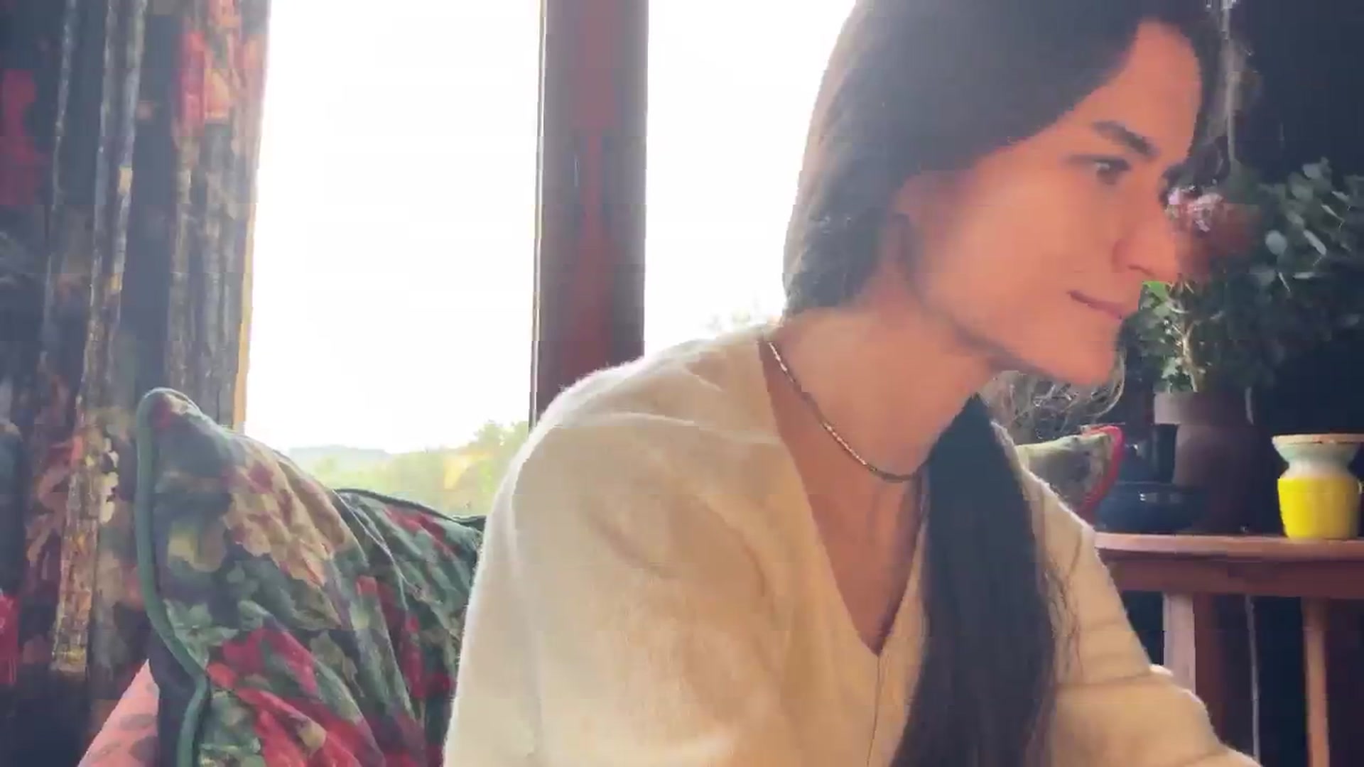 Gallery image thumbnail from Olympia_'s myfreecams stream on, 08/10/2024, 11:25 image 14 of 20