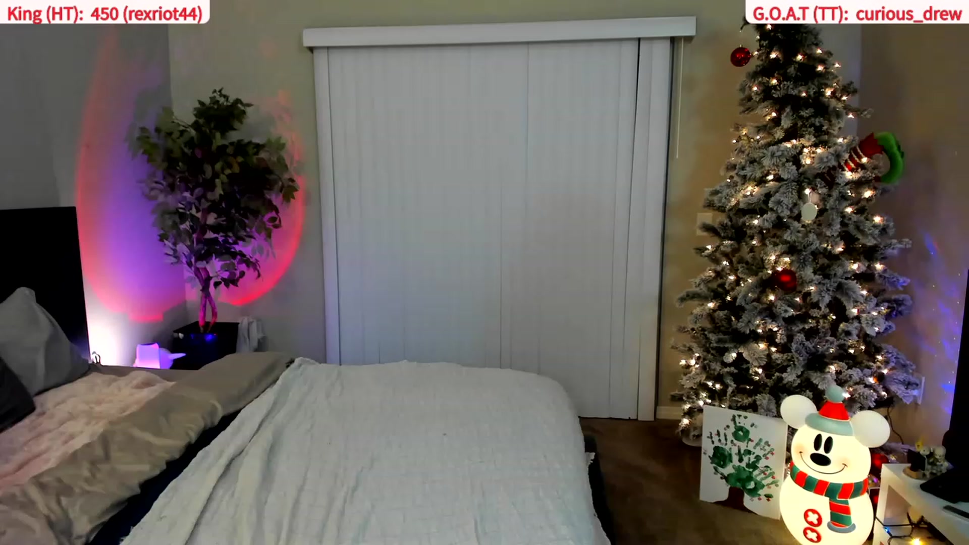 Gallery image thumbnail from Olyvia's myfreecams stream on, 11/28/2023, 02:52 image 12 of 20