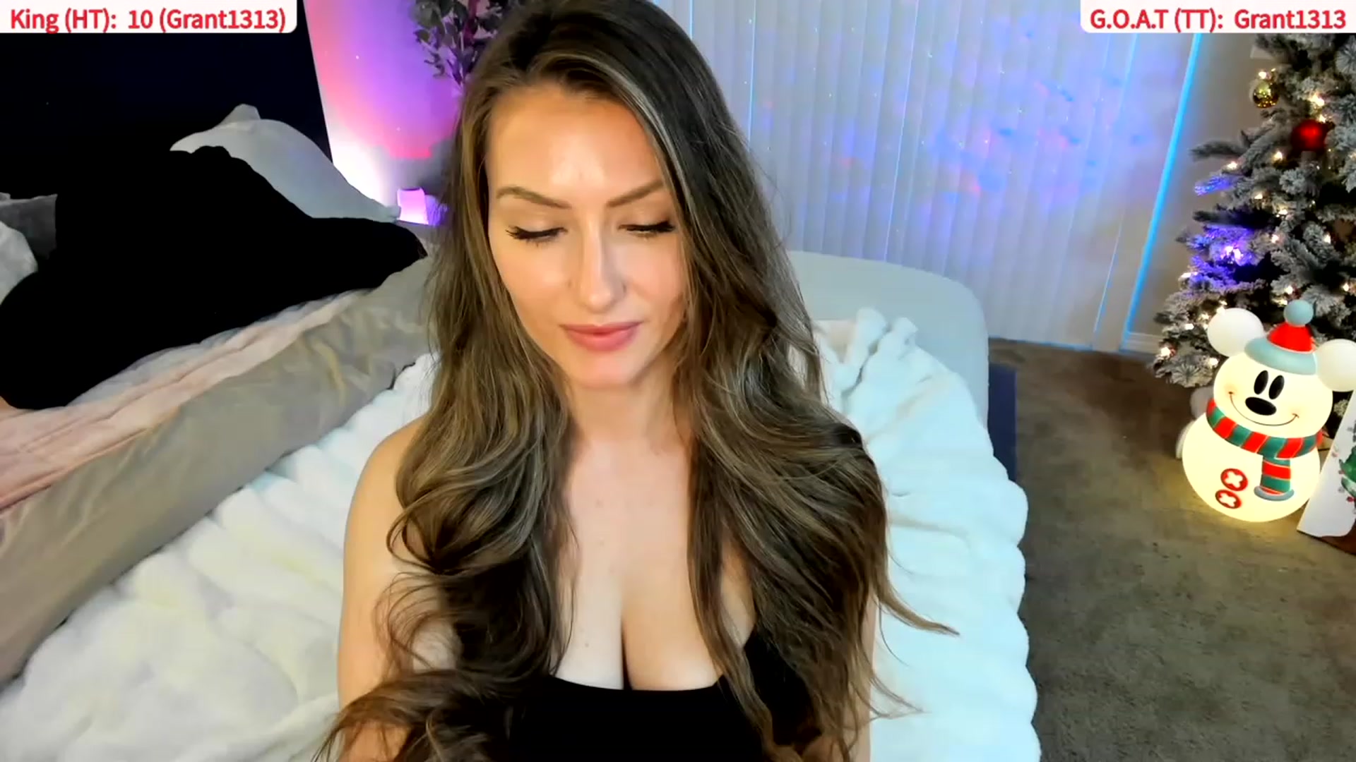 Gallery image thumbnail from Olyvia's myfreecams stream on, 11/28/2023, 18:59 image 4 of 20