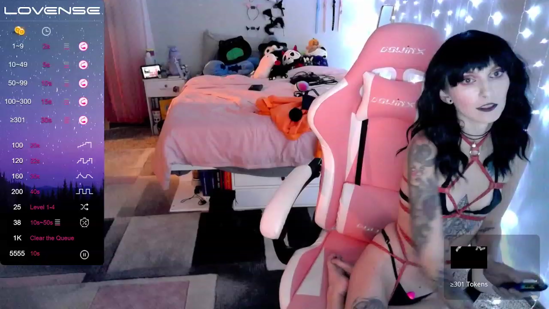 Gallery image thumbnail from OlyviaRayne2's myfreecams stream on, 07/12/2023, 04:11 image 5 of 20