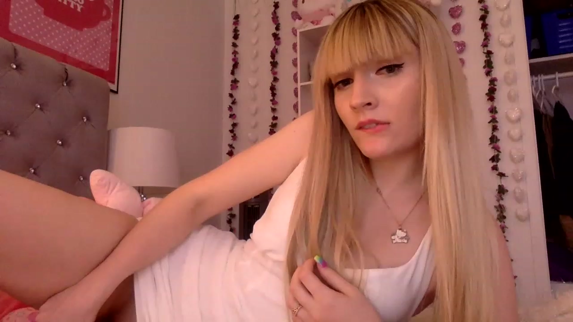 Gallery image thumbnail from Omg_emily's myfreecams stream on, 03/29/2023, 19:42 image 11 of 20