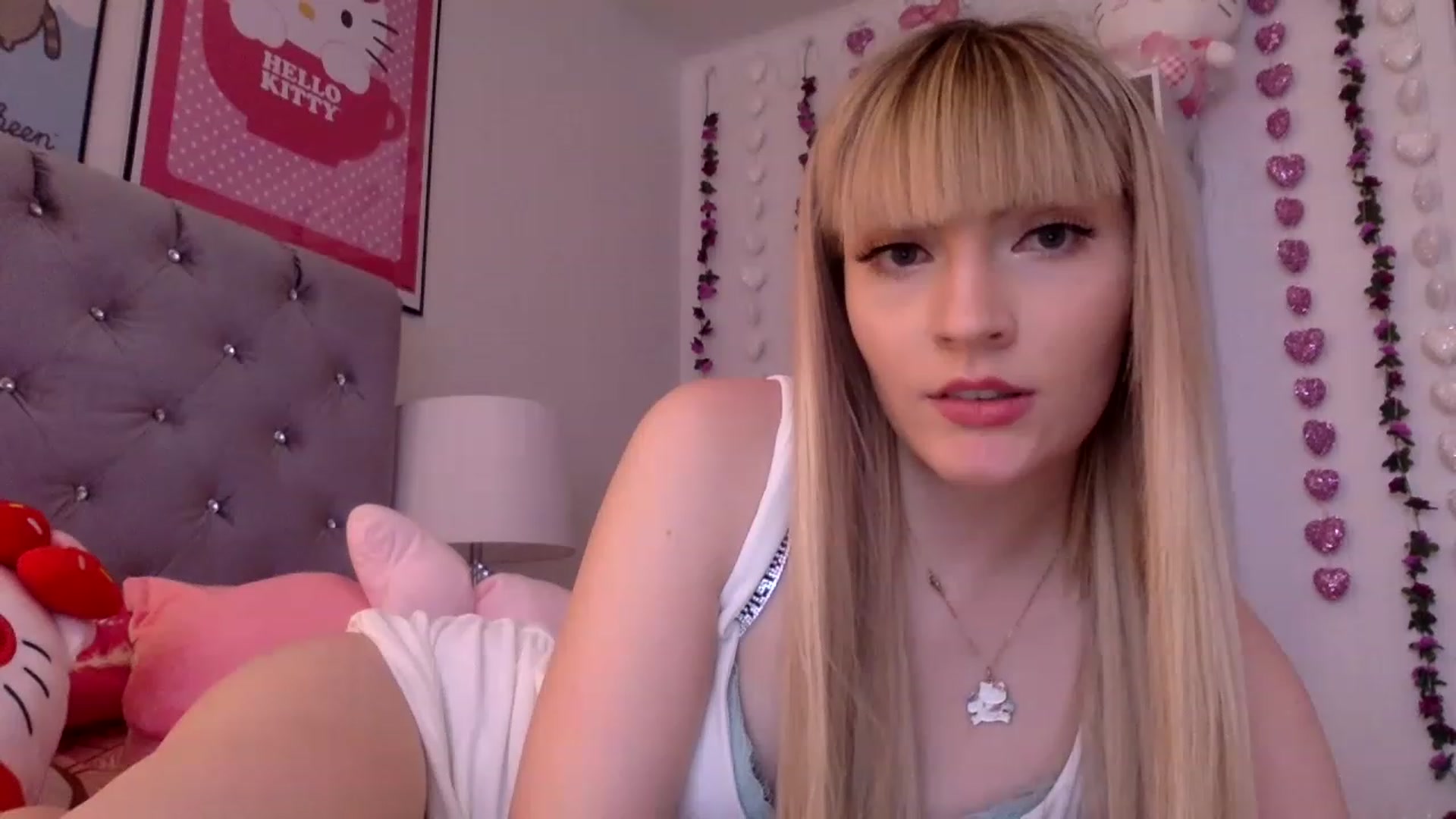 Gallery image thumbnail from Omg_emily's myfreecams stream on, 03/29/2023, 19:42 image 2 of 20