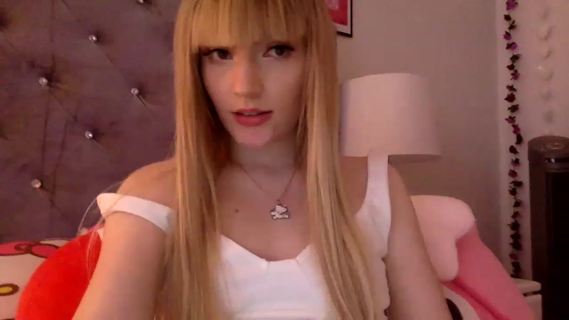 Gallery image thumbnail from Omg_emily's myfreecams stream on, 03/29/2023, 21:07 image 14 of 20