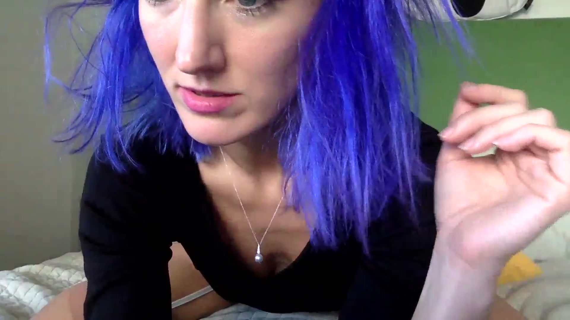 Gallery image thumbnail from Omilk's myfreecams stream on, 12/10/2024, 18:41 image 20 of 20