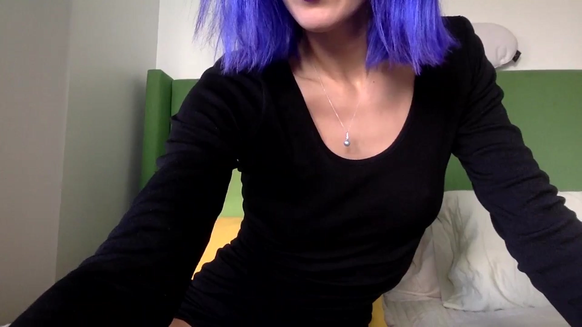 Gallery image thumbnail from Omilk's myfreecams stream on, 12/10/2024, 18:41 image 9 of 20