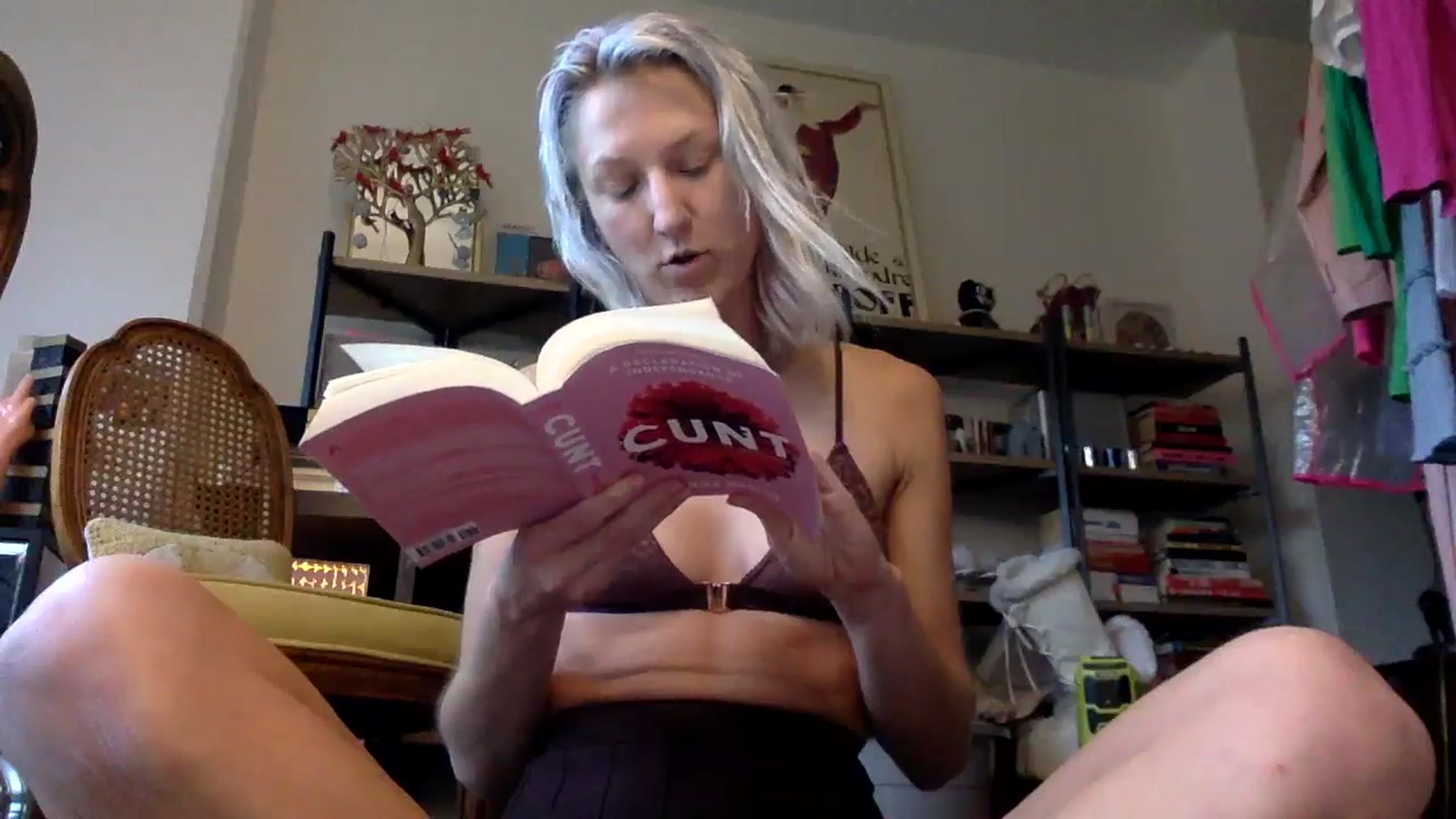 Gallery image thumbnail from Omilk's myfreecams stream on, 01/21/2025, 01:11 image 15 of 20