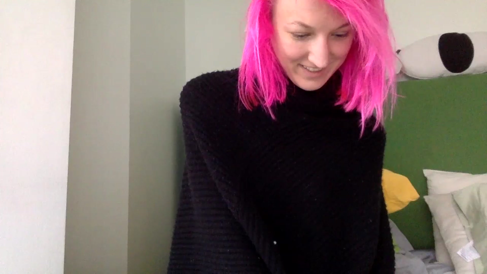 Gallery image thumbnail from Omilk's myfreecams stream on, 02/13/2025, 20:04 image 2 of 20