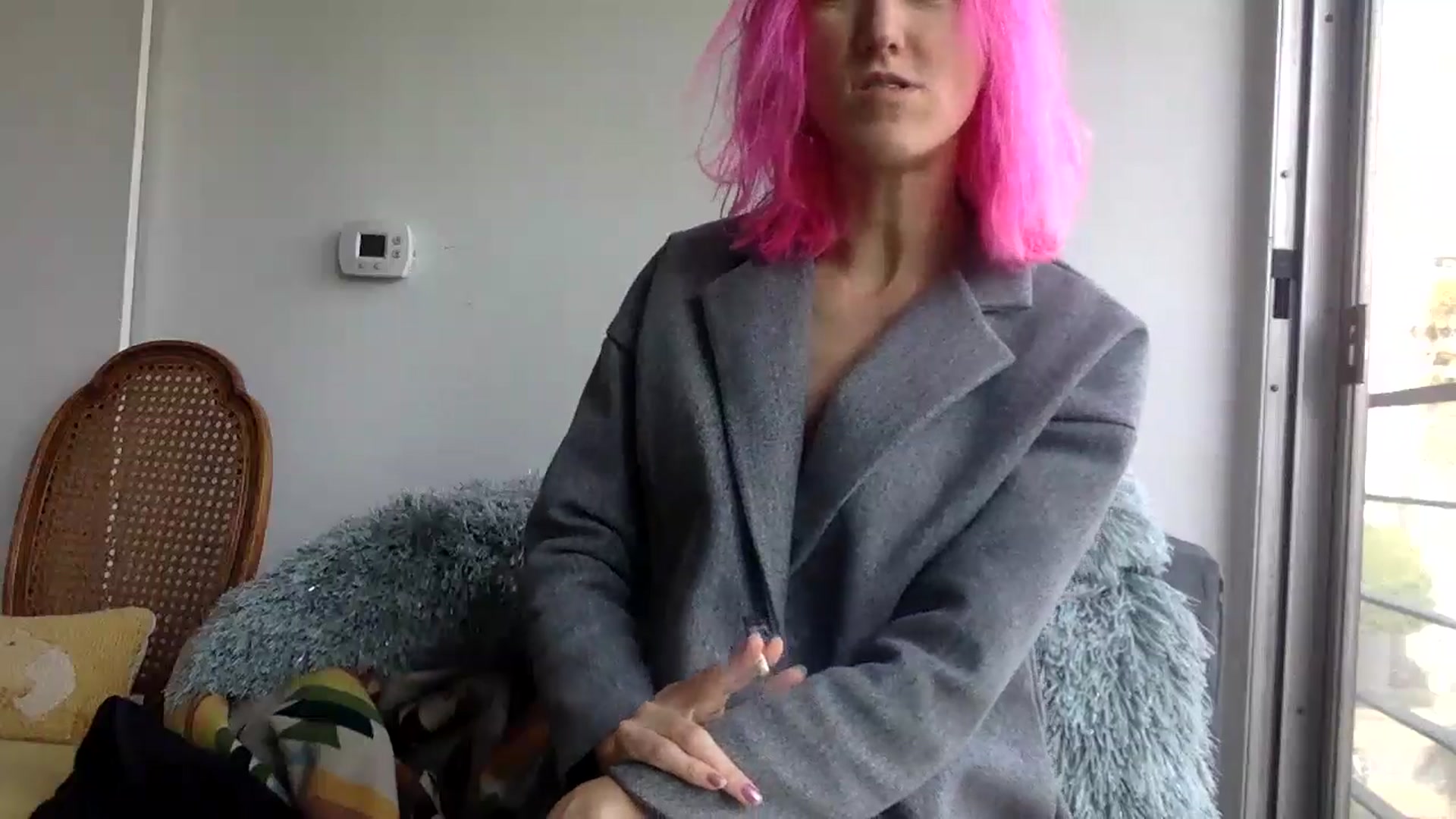 Gallery image thumbnail from Omilk's myfreecams stream on, 02/16/2025, 19:28 image 5 of 20