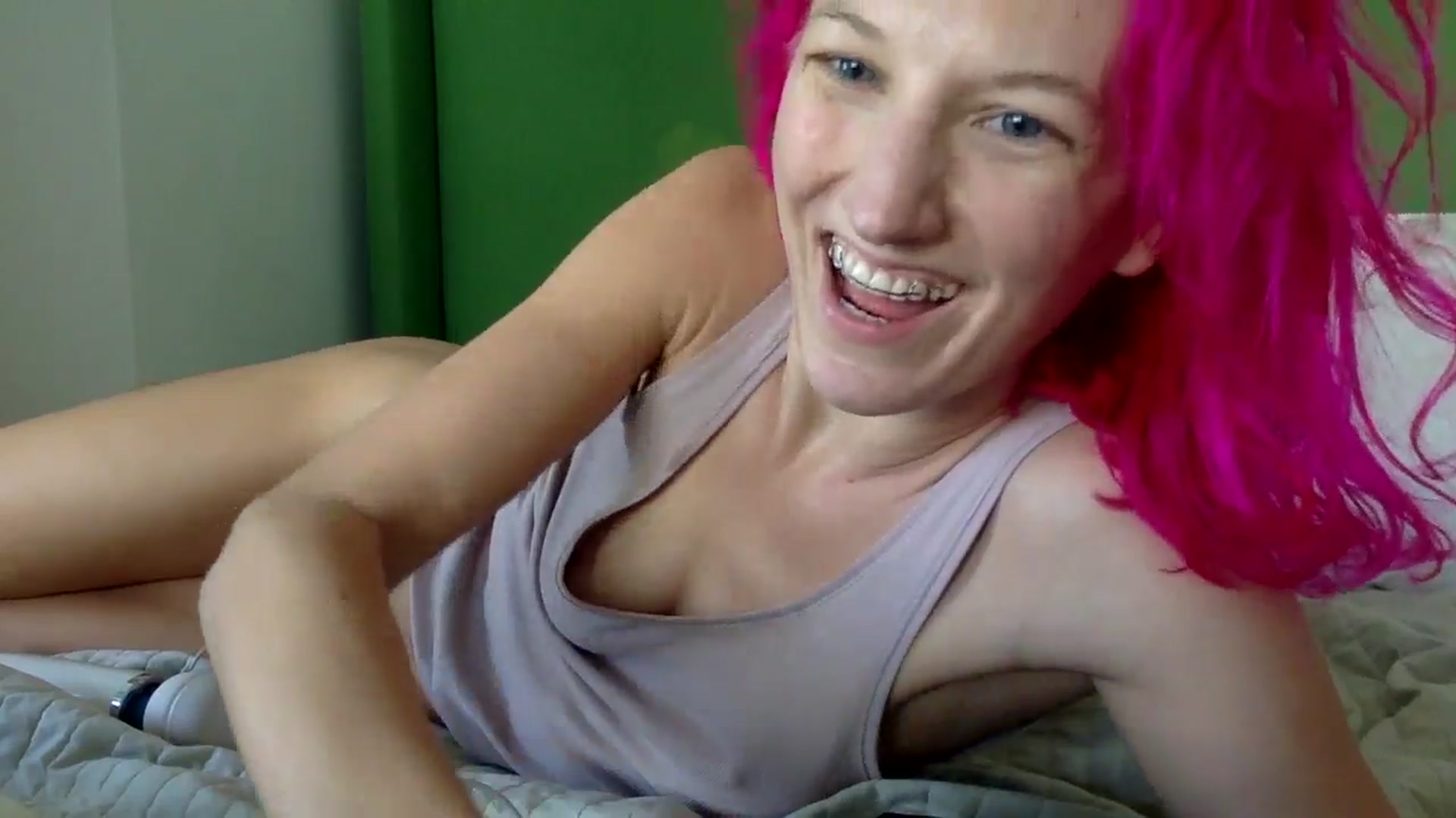 Gallery image thumbnail from Omilk's myfreecams stream on, 02/25/2025, 19:35 image 20 of 20