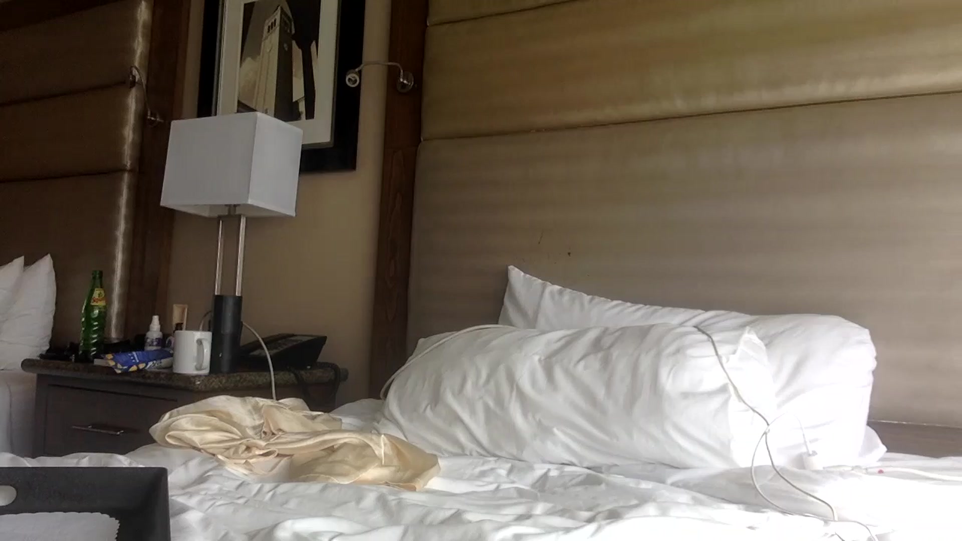 Gallery image thumbnail from Omilk's myfreecams stream on, 09/23/2025, 17:36 image 3 of 20