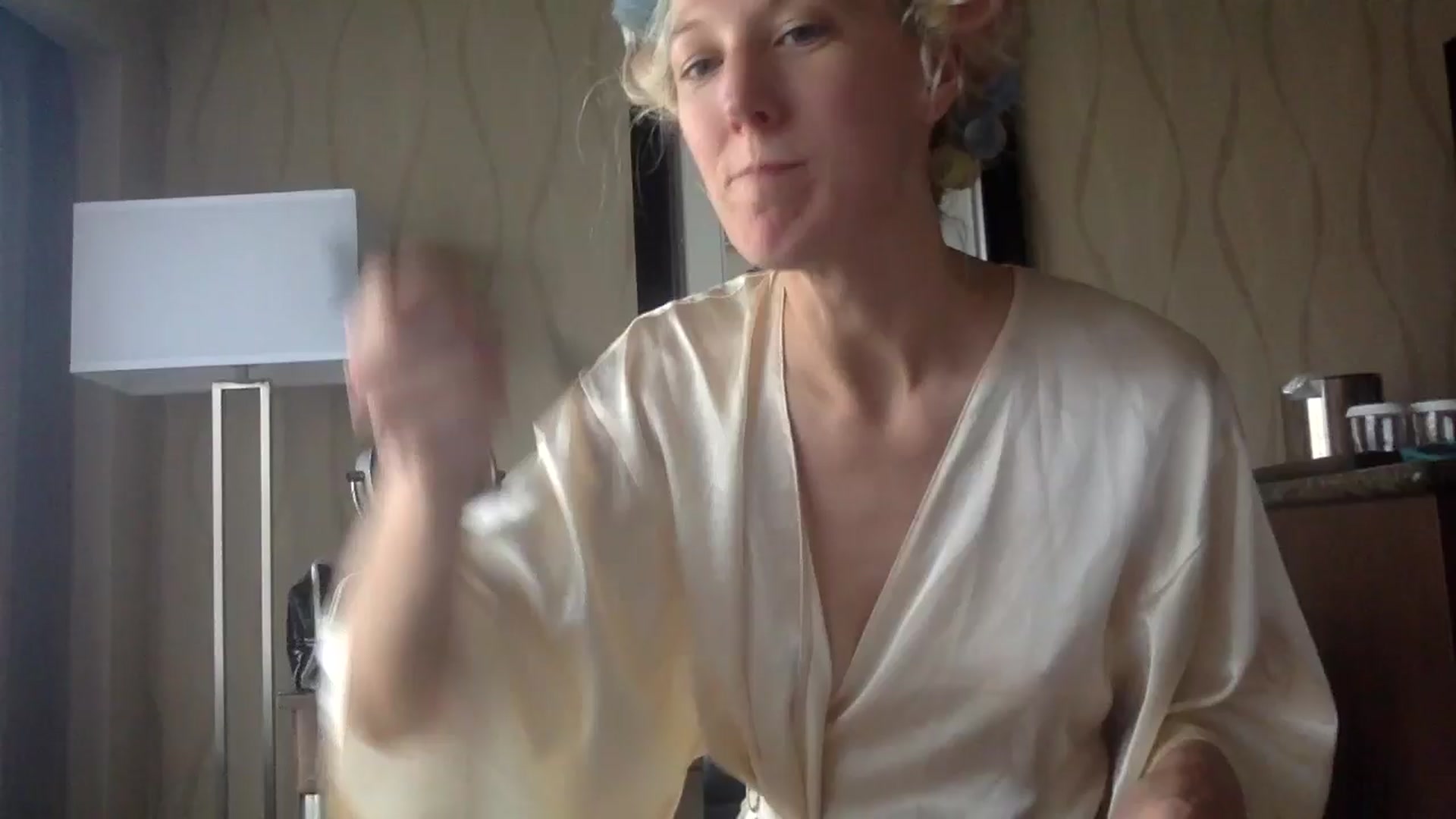 Gallery image thumbnail from Omilk's myfreecams stream on, 09/28/2025, 01:06 image 1 of 20
