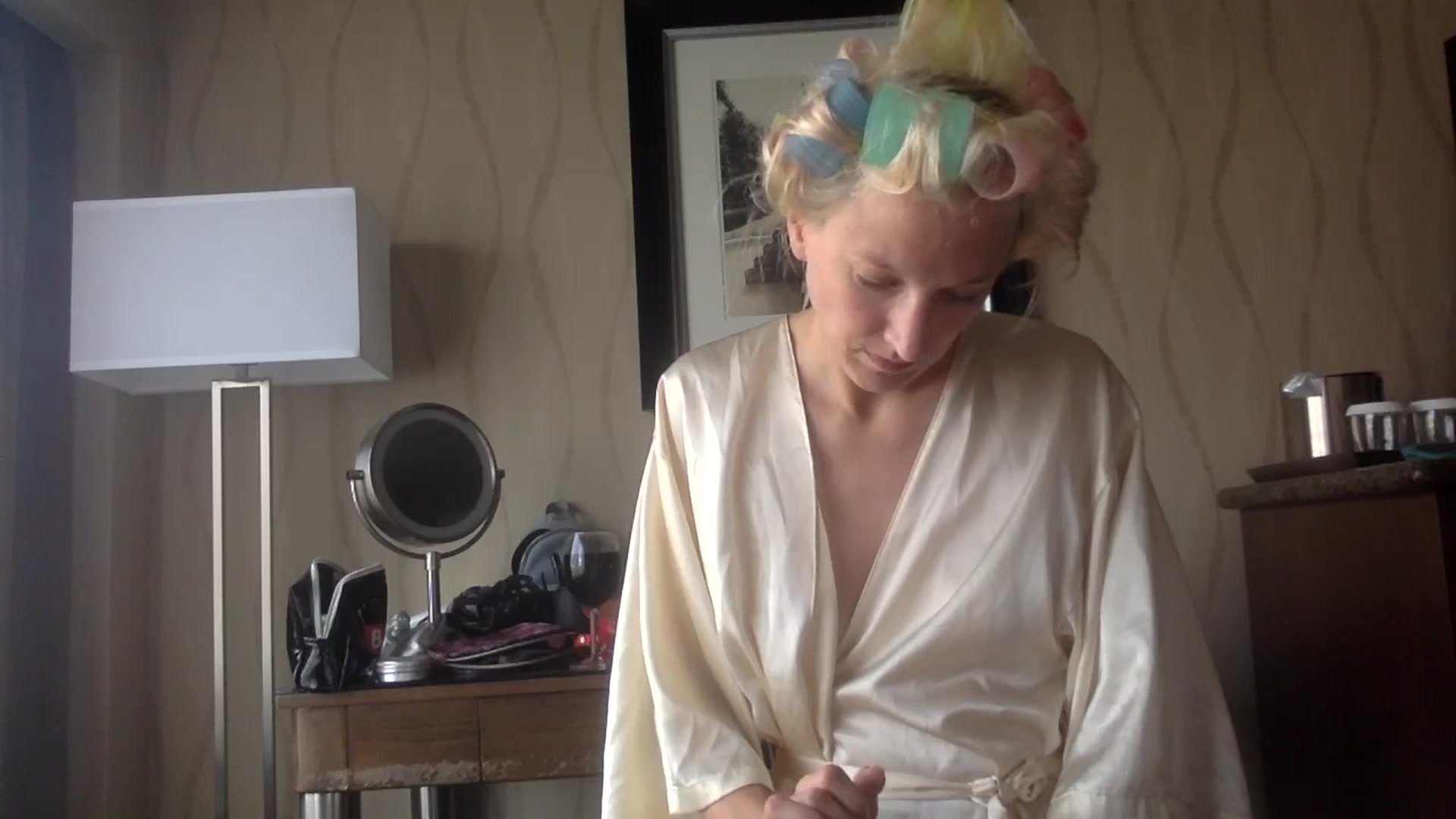 Gallery image thumbnail from Omilk's myfreecams stream on, 09/28/2025, 01:06 image 3 of 20