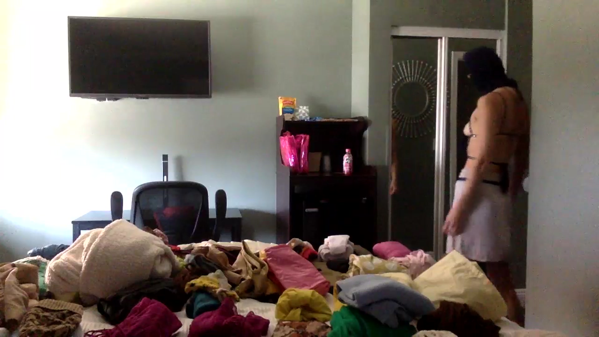 Gallery image thumbnail from Omilk's myfreecams stream on, 11/02/2025, 17:47 image 10 of 20