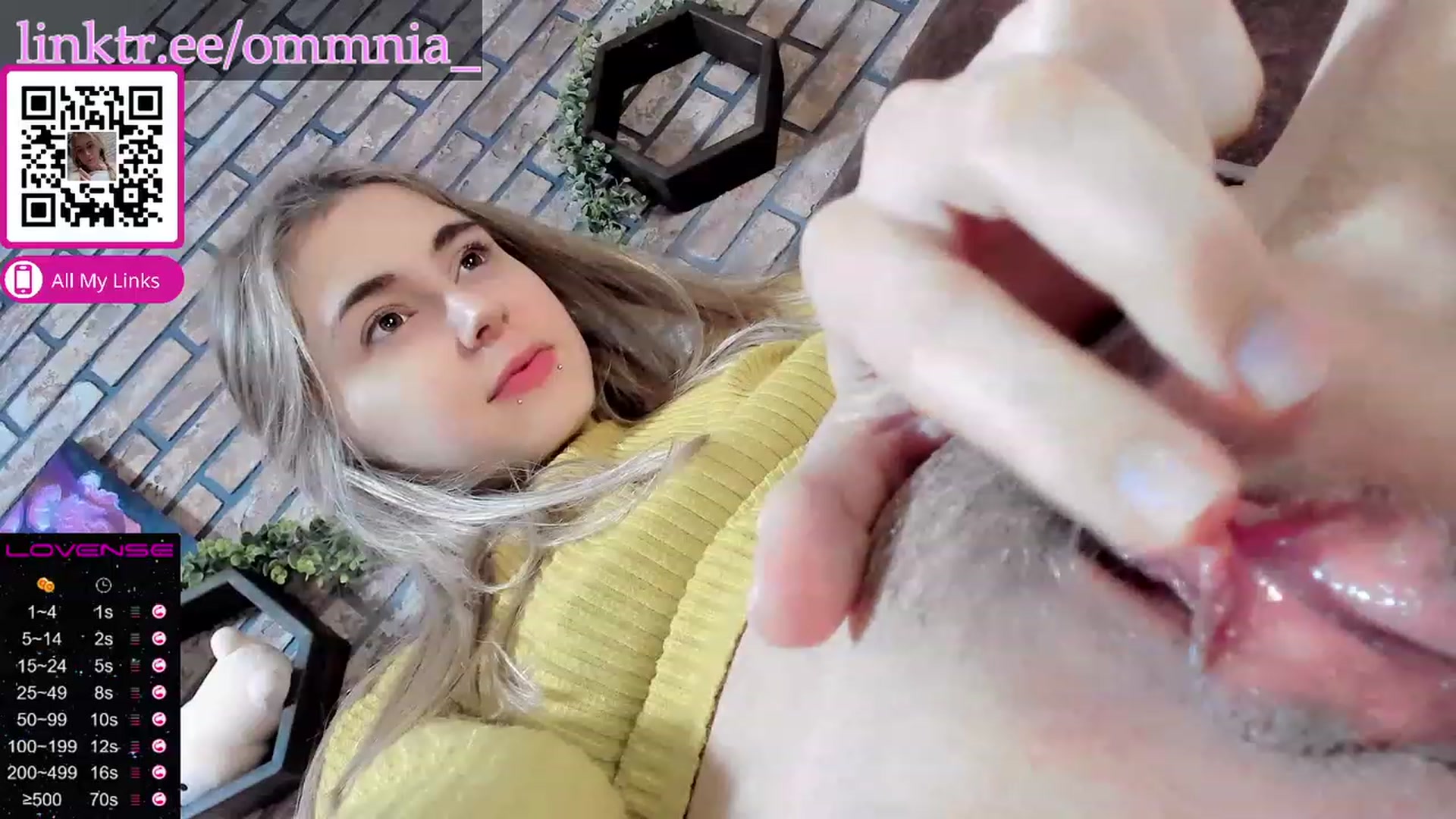 Gallery image thumbnail from Omniaa's myfreecams stream on, 11/23/2022, 21:56 image 13 of 20