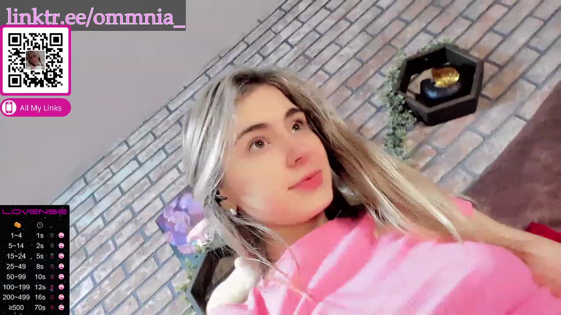 Gallery image thumbnail from Omniaa's myfreecams stream on, 12/01/2022, 21:56 image 11 of 20