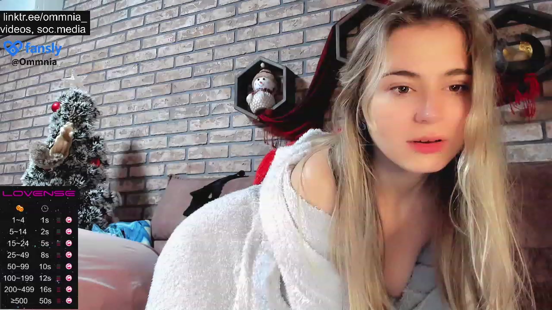 Gallery image thumbnail from Omniaa's myfreecams stream on, 12/26/2023, 01:46 image 7 of 20
