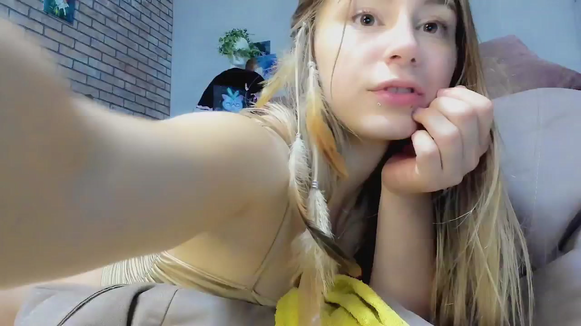 Gallery image thumbnail from Omniaa's myfreecams stream on, 08/22/2024, 23:27 image 20 of 20