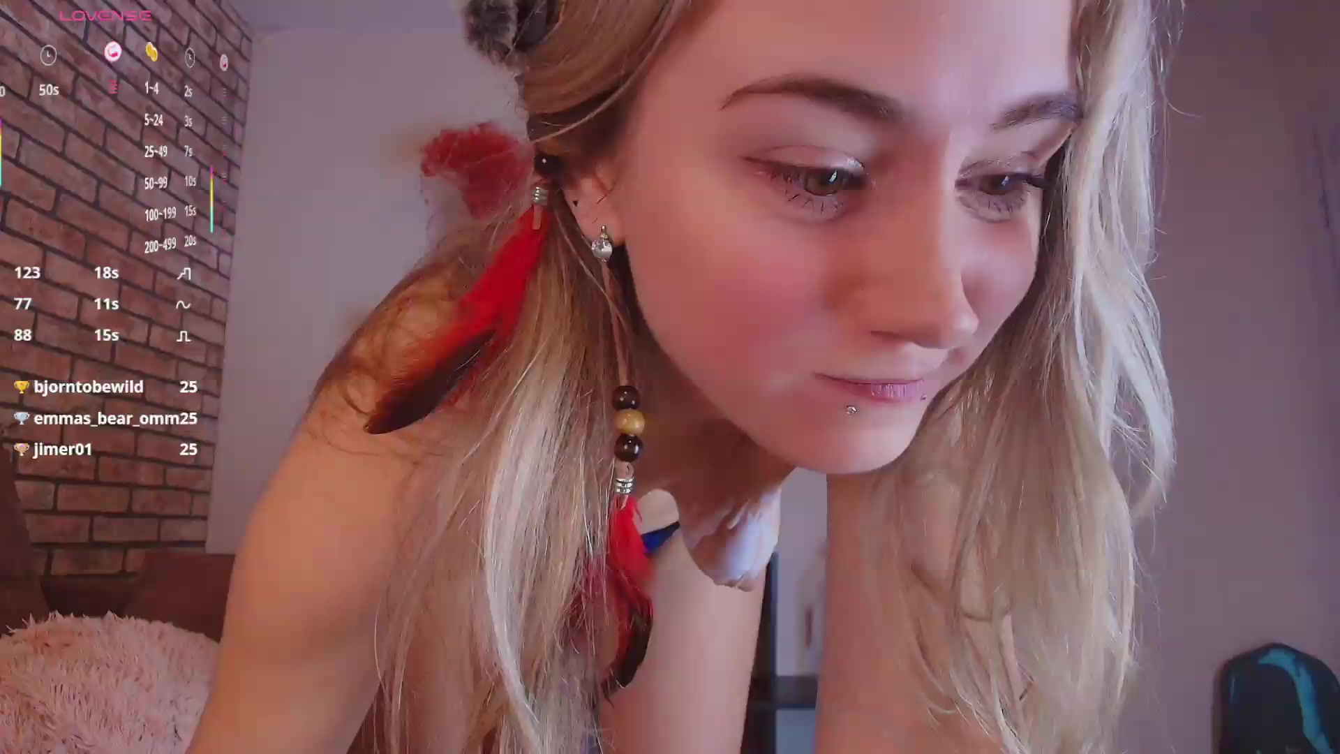 Gallery image thumbnail from Omniaa's myfreecams stream on, 08/23/2026, 22:12 image 4 of 20