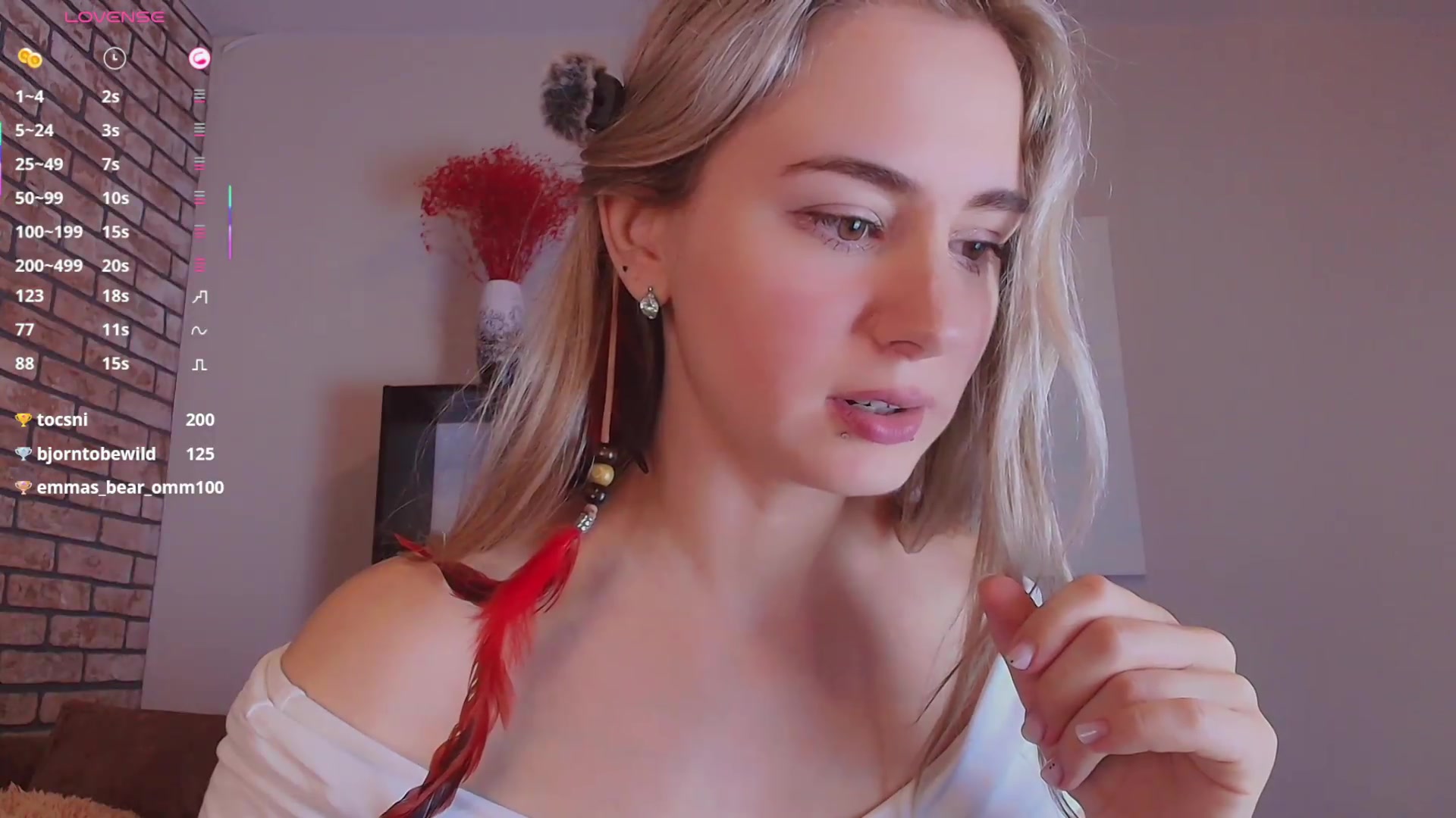 Gallery image thumbnail from Omniaa's myfreecams stream on, 08/23/2026, 22:12 image 10 of 20