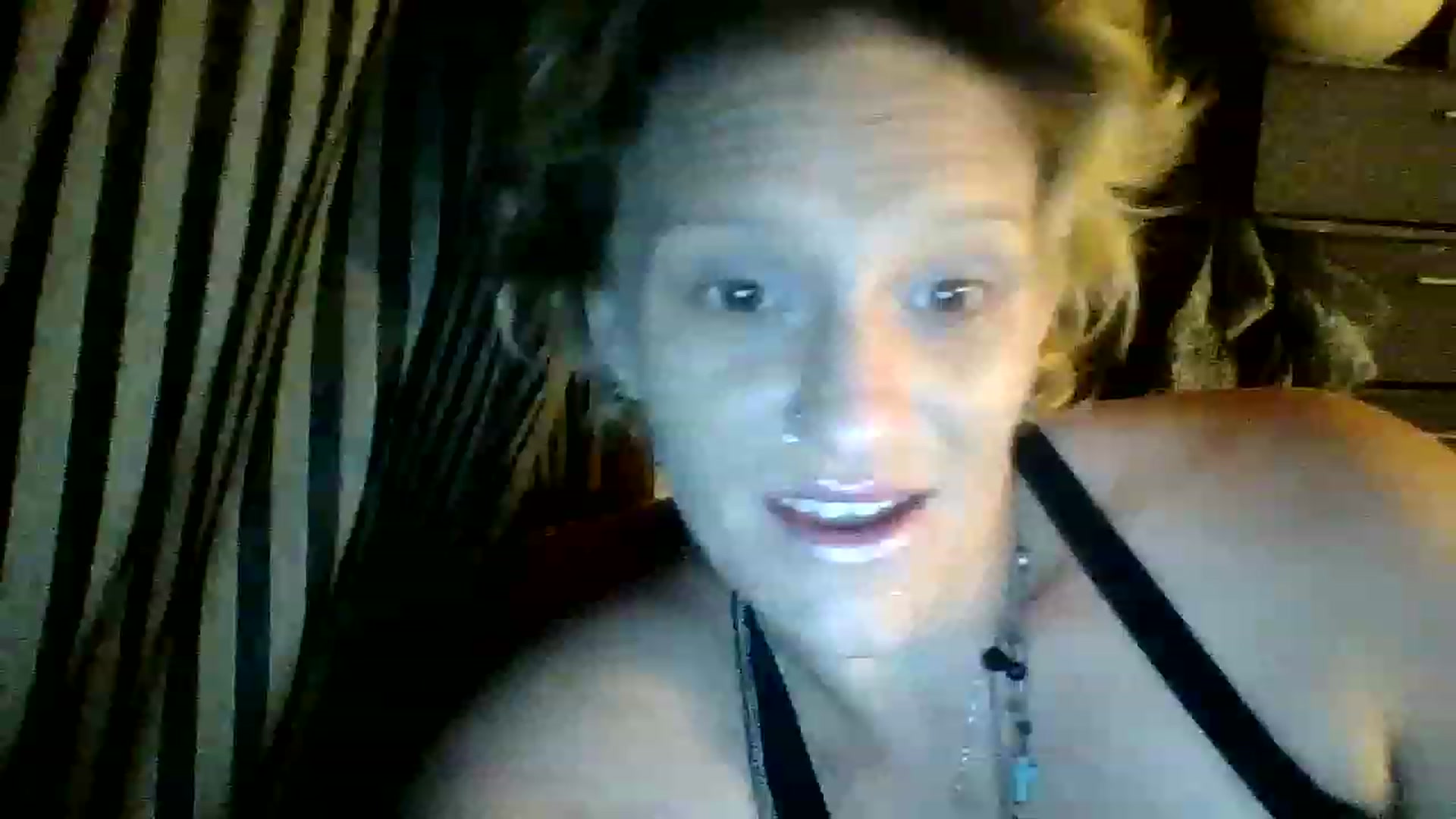 Gallery image thumbnail from OneAKind's myfreecams stream on, 06/19/2023, 11:47 image 16 of 20