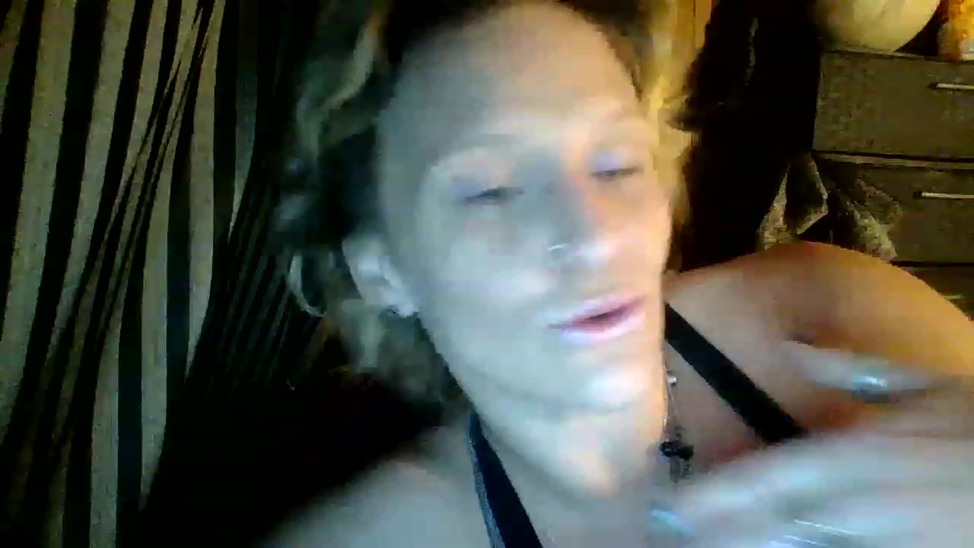 Gallery image thumbnail from OneAKind's myfreecams stream on, 06/19/2023, 11:47 image 18 of 20