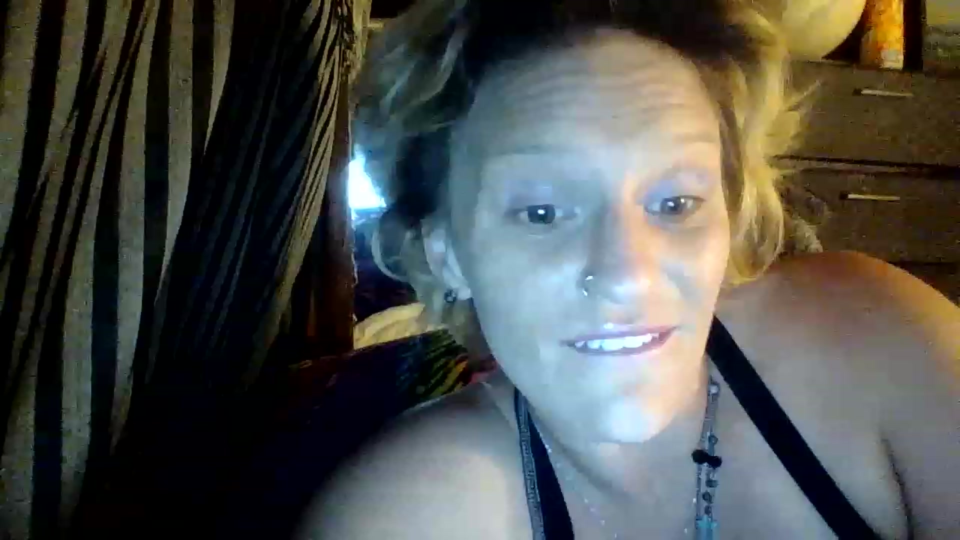 Gallery image thumbnail from OneAKind's myfreecams stream on, 06/19/2023, 11:47 image 5 of 20
