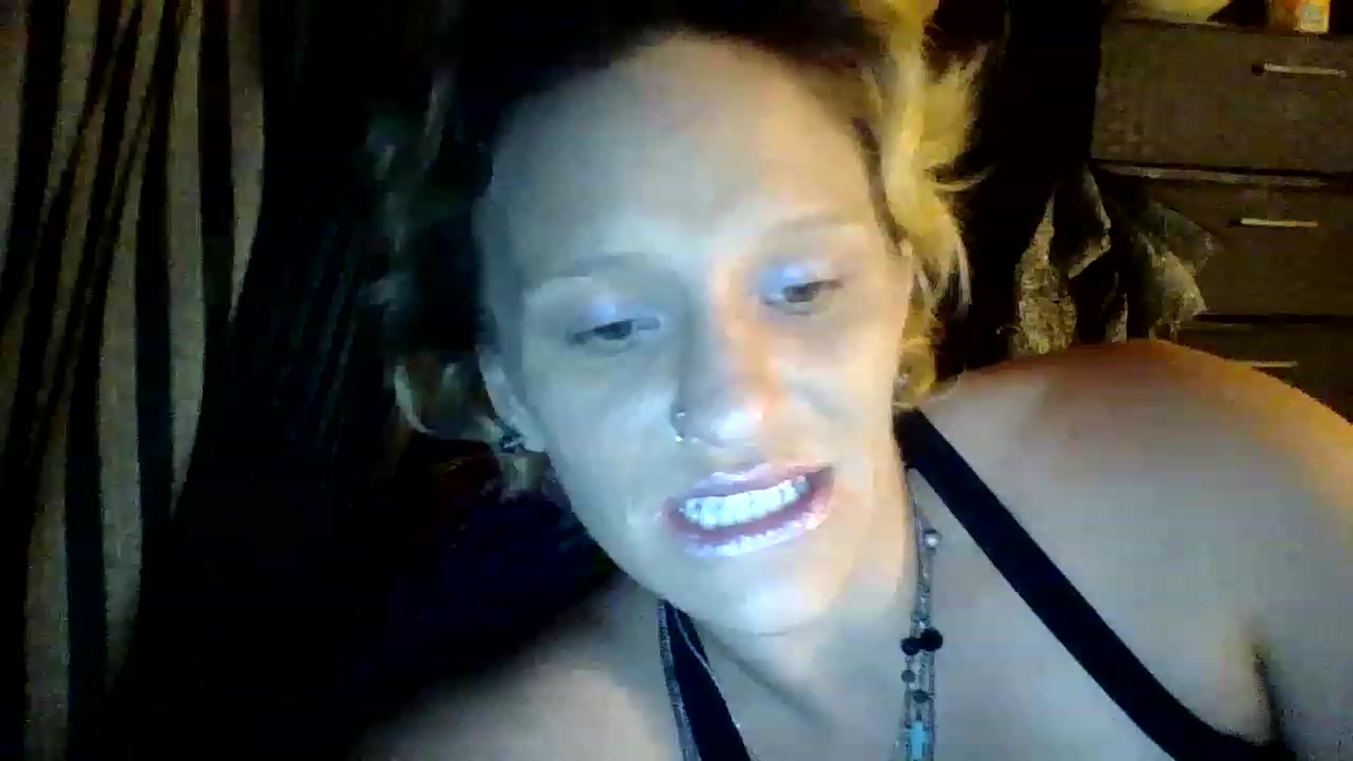 Gallery image thumbnail from OneAKind's myfreecams stream on, 06/19/2023, 11:47 image 9 of 20