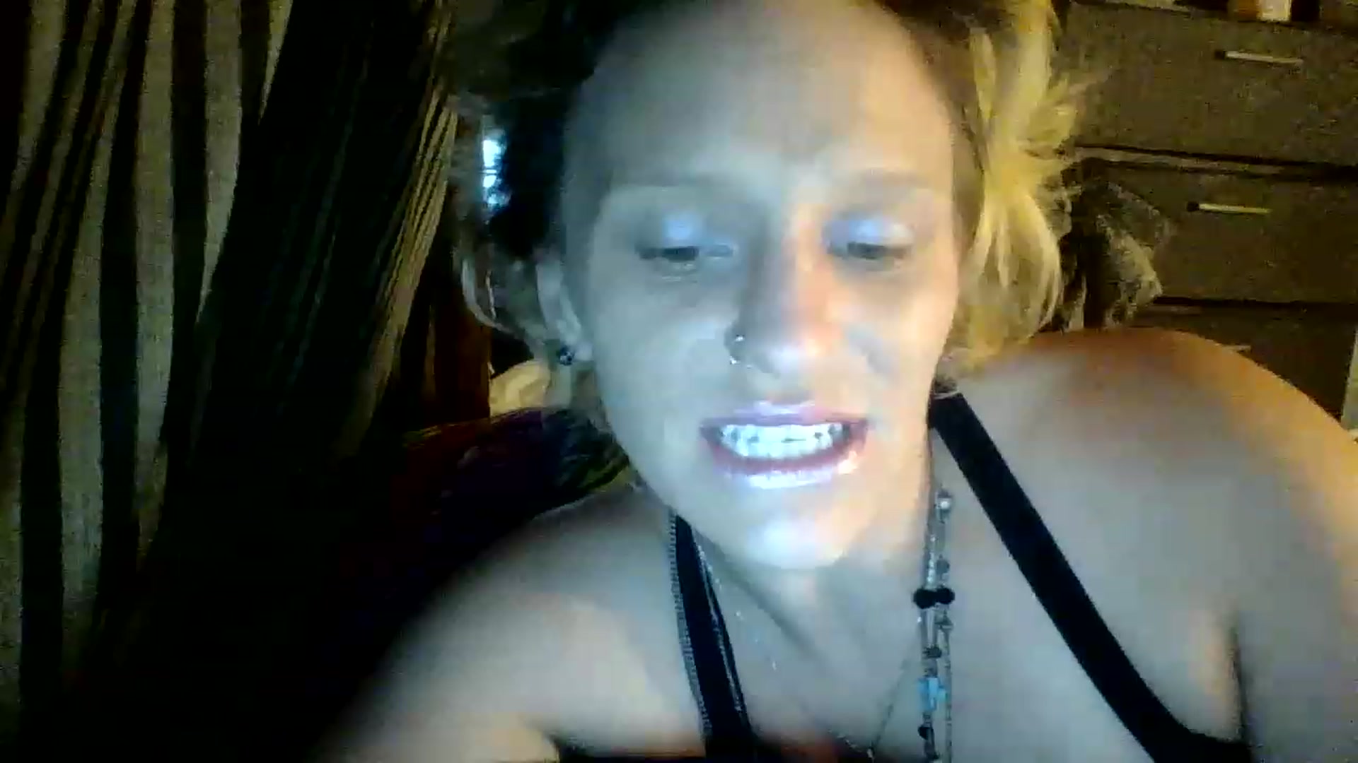 Gallery image thumbnail from OneAKind's myfreecams stream on, 06/19/2023, 11:47 image 3 of 20
