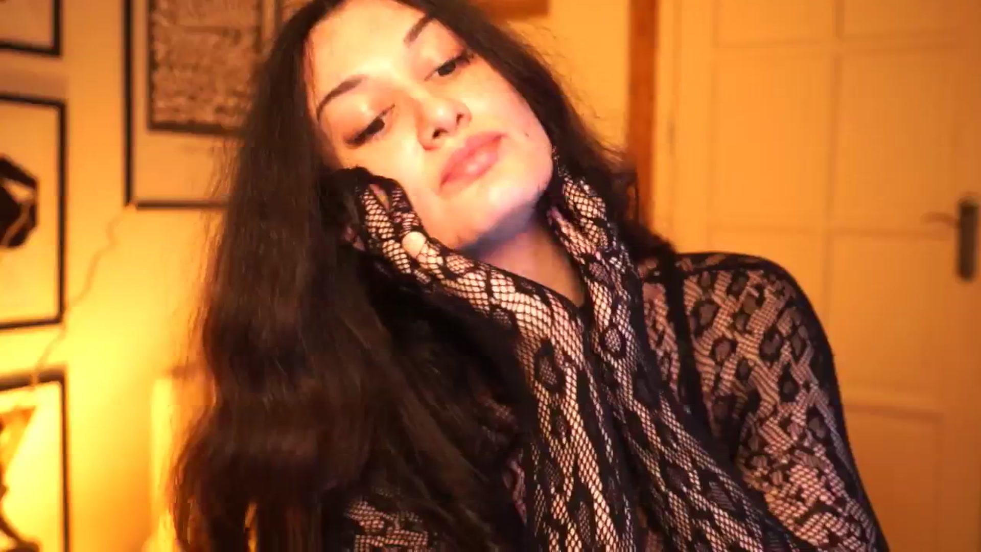 Gallery image thumbnail from OneCuteeAngel's myfreecams stream on, 03/30/2025, 10:58 image 18 of 20