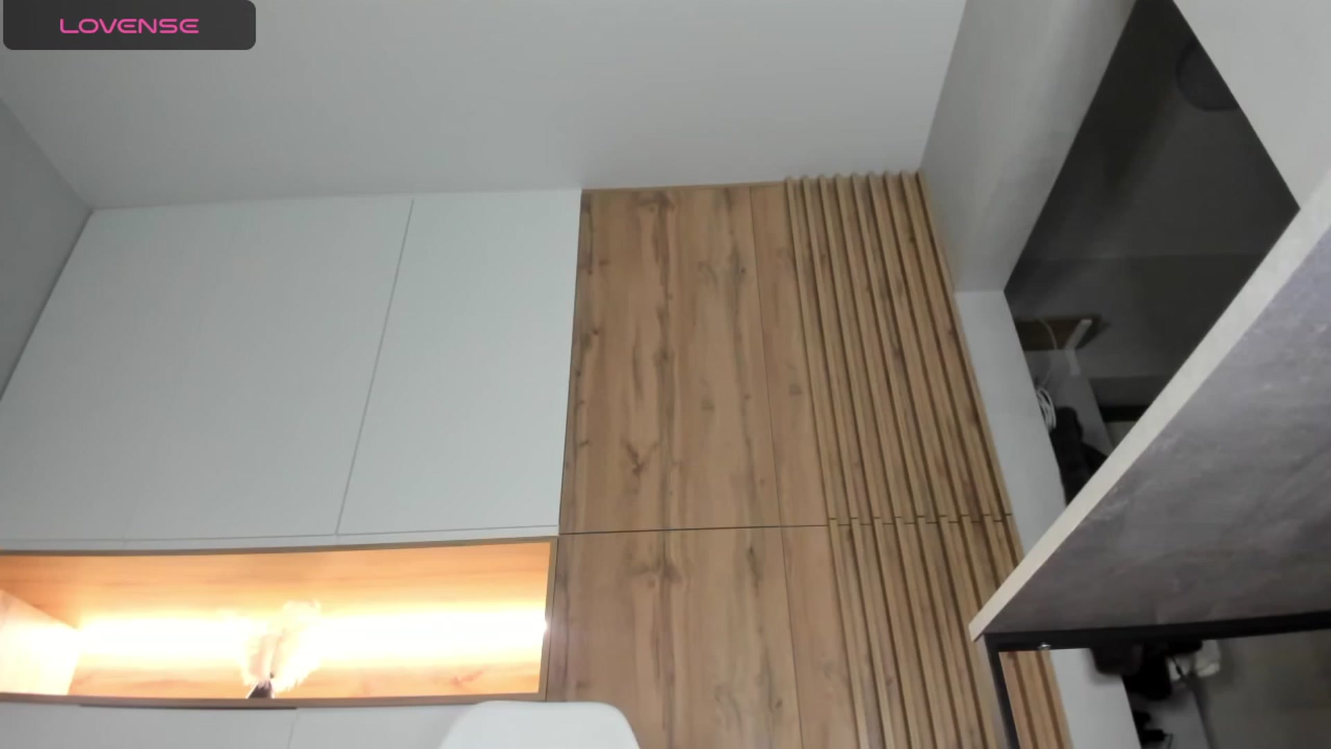 Gallery image thumbnail from OneHotKate's myfreecams stream on, 12/04/2023, 22:54 image 12 of 20