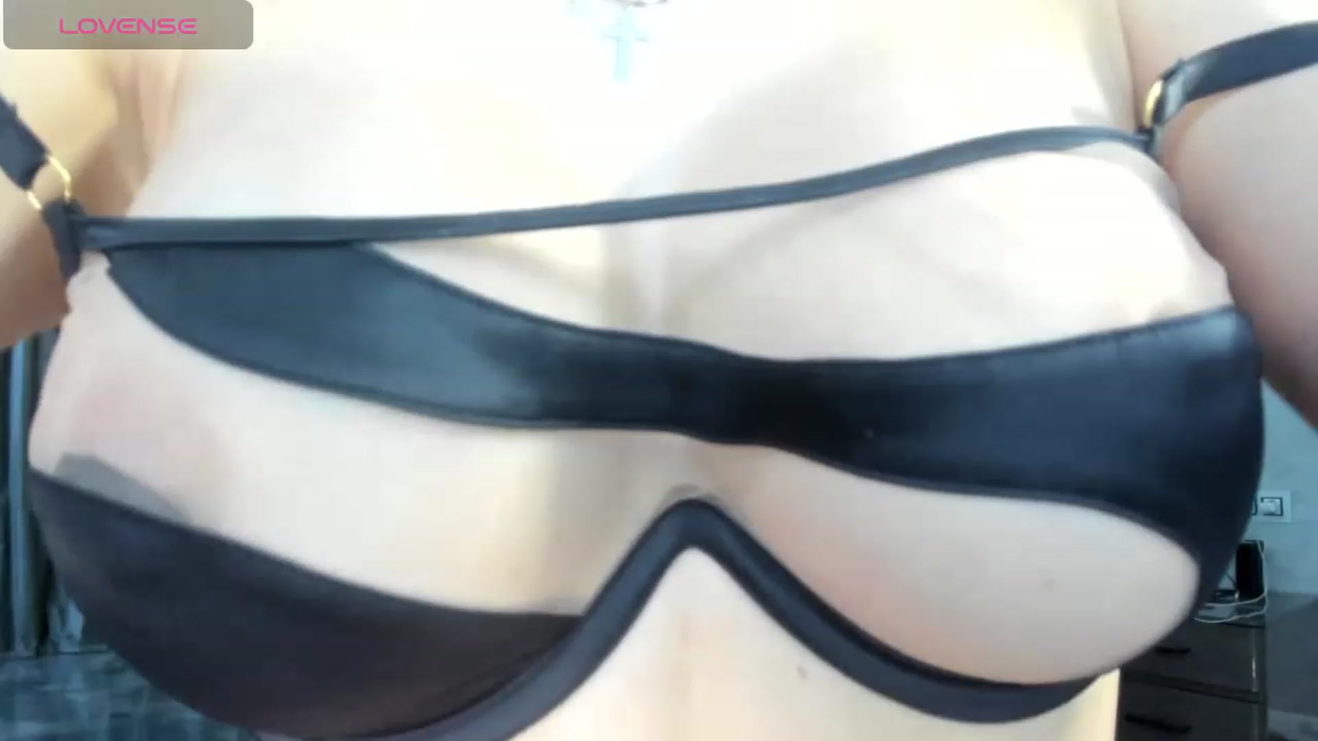 Gallery image thumbnail from OneKate's myfreecams stream on, 03/14/2024, 20:06 image 12 of 20