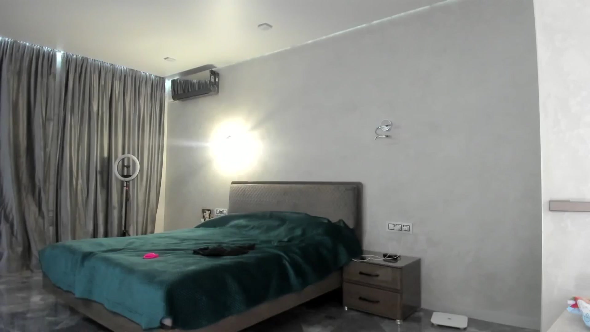 Gallery image thumbnail from OneKate's myfreecams stream on, 03/16/2024, 23:35 image 20 of 20