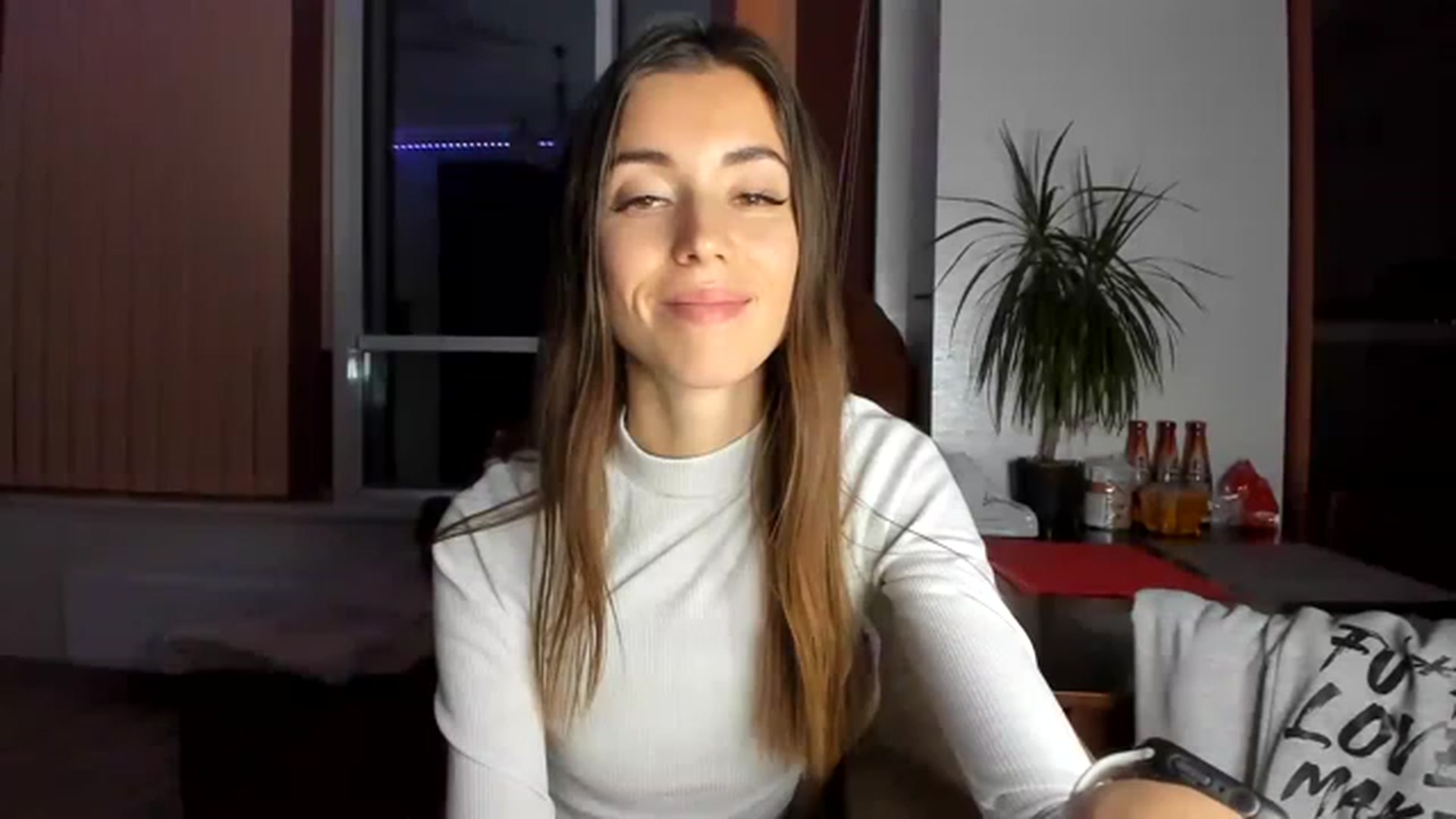 Gallery image thumbnail from Onekiss1's myfreecams stream on, 11/15/2022, 20:09 image 20 of 20
