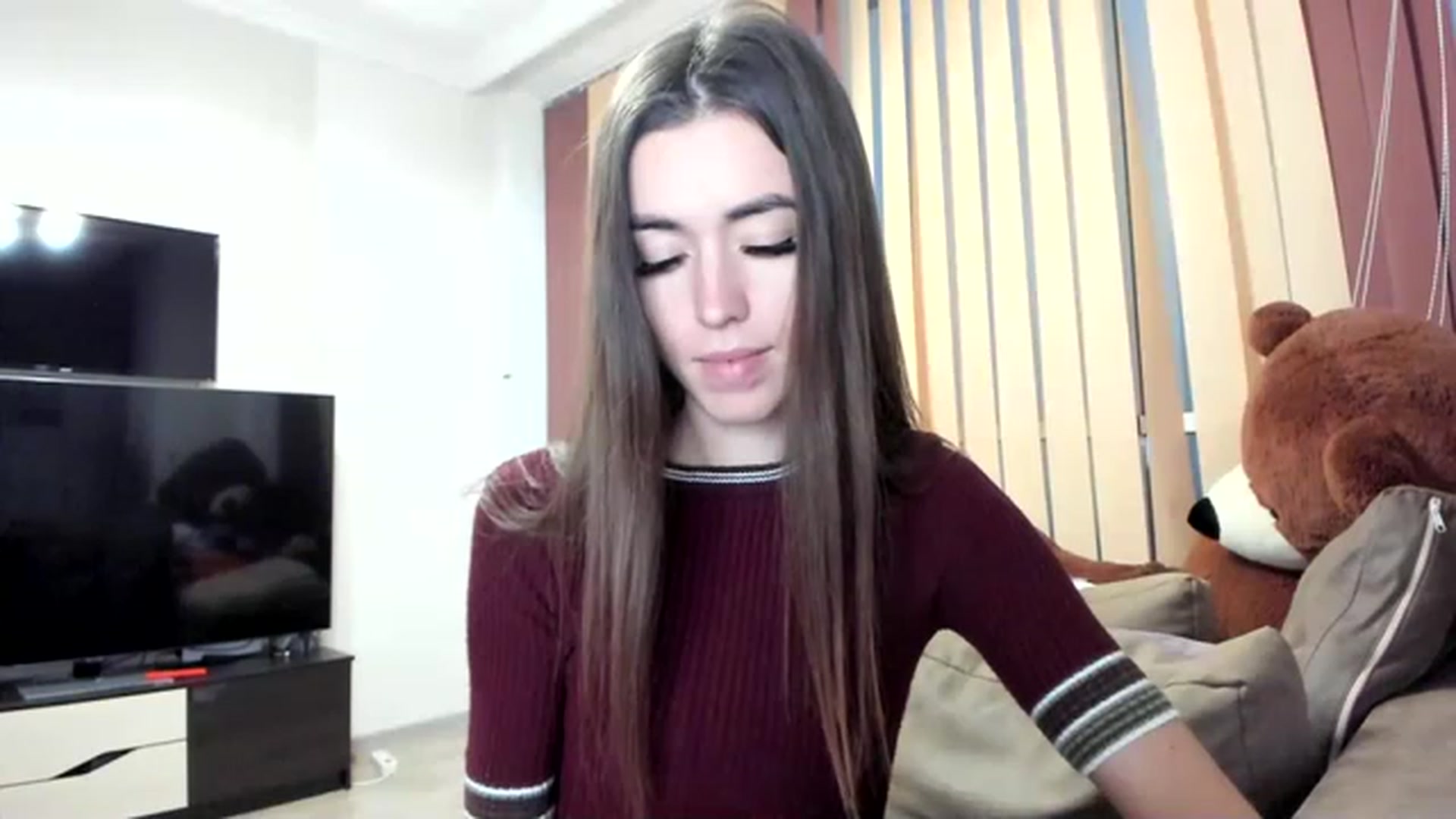 Gallery image thumbnail from Onekiss1's myfreecams stream on, 12/05/2022, 05:42 image 14 of 20