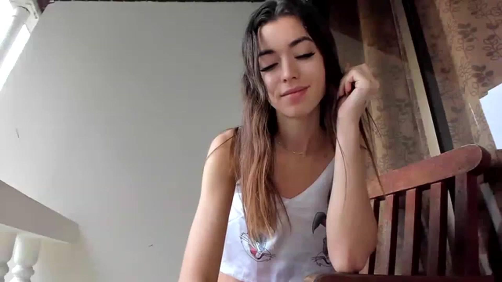 Gallery image thumbnail from Onekiss1's myfreecams stream on, 12/09/2022, 01:04 image 3 of 20