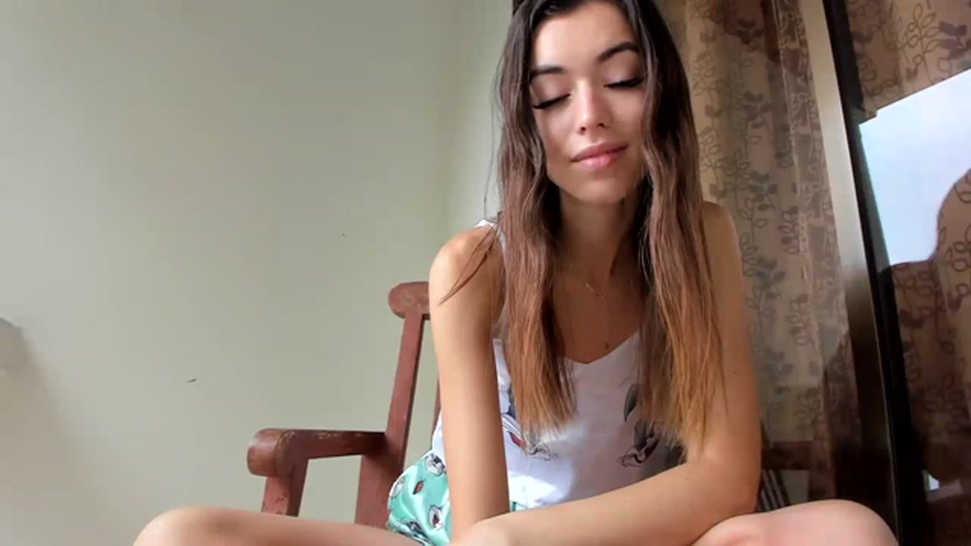 Gallery image thumbnail from Onekiss1's myfreecams stream on, 12/09/2022, 01:52 image 17 of 20