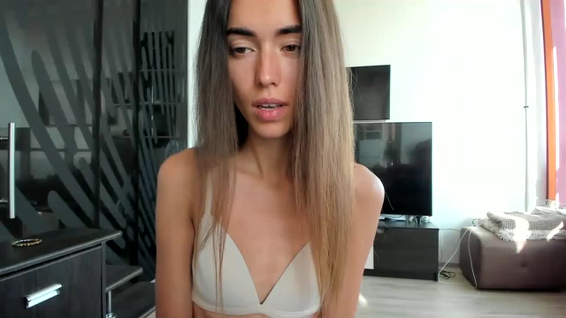 Gallery image thumbnail from Onekiss1's myfreecams stream on, 01/20/2023, 08:13 image 16 of 20